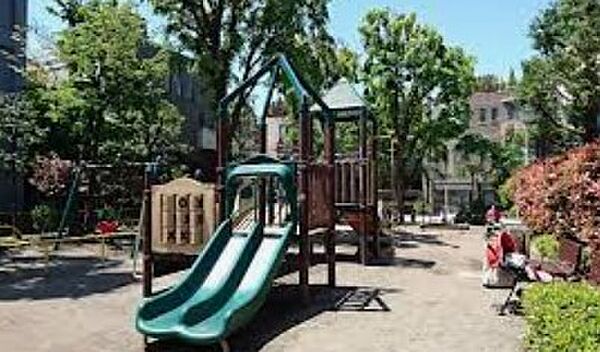画像18:【公園】南青山六丁目児童遊園まで313ｍ