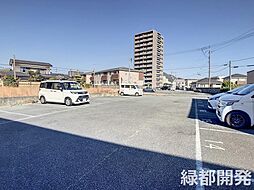 平野駐車場