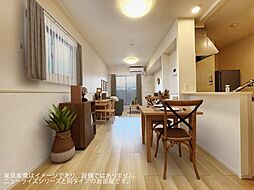 小郡下郷アパートＢ 205 2階2LDKのリビング/ダイニング