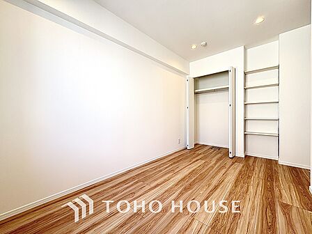 広々としたお部屋は、インテリアを考える楽しみもありますね。