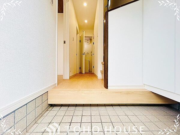 玄関を拡大表示