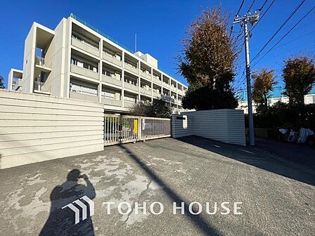 府中市立府中第九中学校 距離約1600m