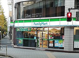 ファミリーマート 神田岩本町一丁目店（179m）