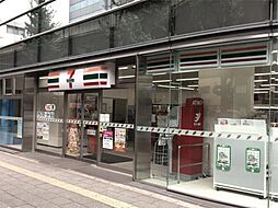 セブンイレブン 千代田岩本町3丁目店（126m）