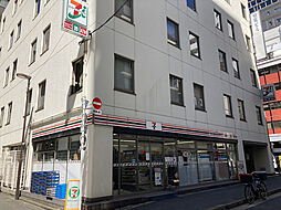 セブンイレブン 神田錦町2丁目店（69m）
