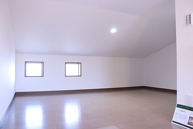 収納 四日市市西富田3丁目