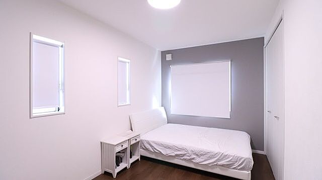 室内 四日市市川尻町