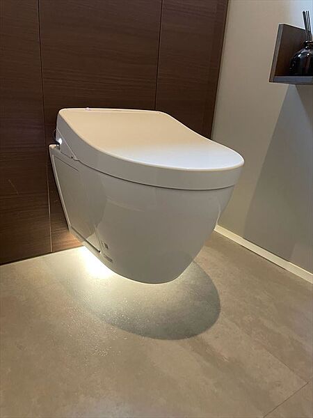 トイレを拡大表示