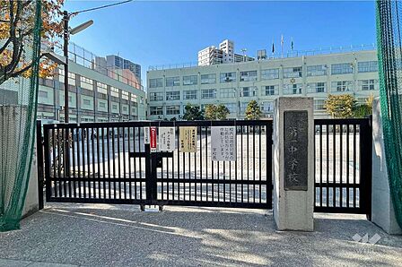 第一中学校[公立]の外観