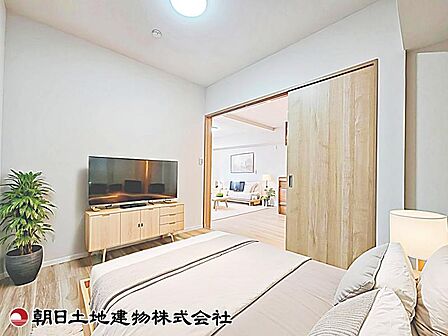 【居室】家具を配置したCGイメージ居室です。部屋の広さや使い方を想像しやすく、生活シーンをイメージできます。（家具等はCG加工です） 