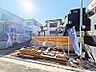 外観：現在建築中の現場で工事進行中です。現地写真（2026年10月8日撮影）をご覧ください。