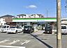 周辺：ファミリーマート 狭山柏原南店まで徒歩10分731ｍ！急な買い足しにもすぐ対応でき、忙しい日常をしっかりサポートしてくれます。