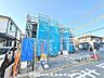 外観：現在建築中の現場で工事進行中です。現地写真（2026年10月12日撮影）をご覧ください。