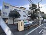 周辺：鳩ヶ谷小学校まで　231m　徒歩約3分　教育目標「よく考える子」「思いやりのある子」「たくましい子」　校訓「時を守り　場を清め　礼を正す」