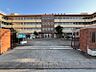 周辺：八幡木中学校まで　550m　徒歩約7分●教育目標「自ら学ぶ生徒（知育）・心豊かな生徒（徳育）・たくましい生徒（体育）」　スローガン「文　武　両　道」