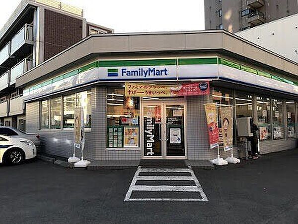 画像20:ファミリーマート札幌北11条東6丁目店 454m