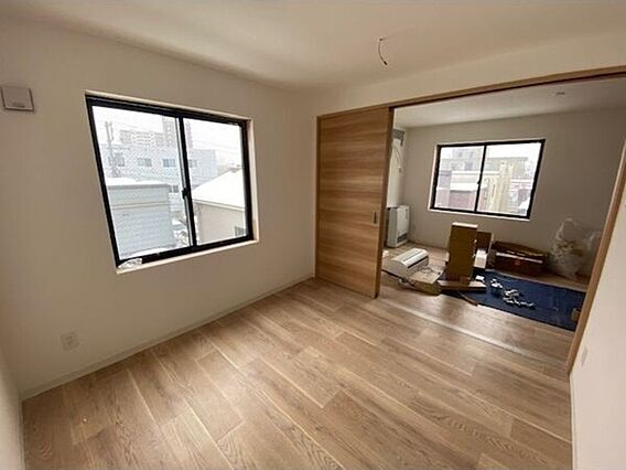 Y’sHiragishi_内装_2