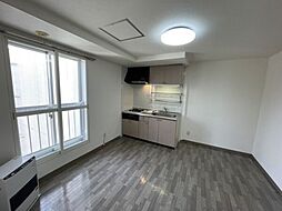 カレッジサイドいくね 3階ワンルームのリビング/ダイニング