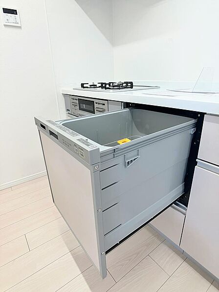 ◎食器洗浄機付きシステムキッチン。家事が楽になりますね。