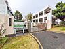 周辺：■横浜市立富岡東中学校…徒歩8分
