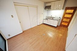 近鉄生駒線 南生駒駅 徒歩7分の賃貸マンション 1階3LDKのリビング/ダイニング