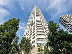 都営大江戸線 都庁前駅 徒歩8分