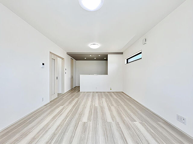 リビング/ダイニング 和歌山市西浜1290