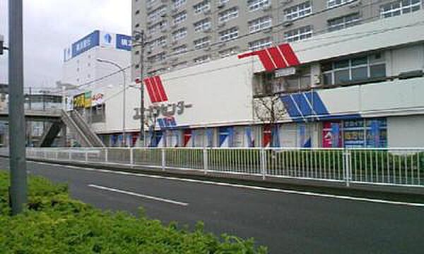 画像18:サカイヤ薬局ユニオン店（598m）