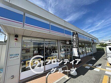 ローソン宝塚平井店 徒歩8分。 610m