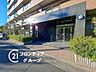 エントランス：落ち着いた雰囲気のエントランスは、訪れる人に心安らぐ空間を提供し、温かく迎えてくれます！