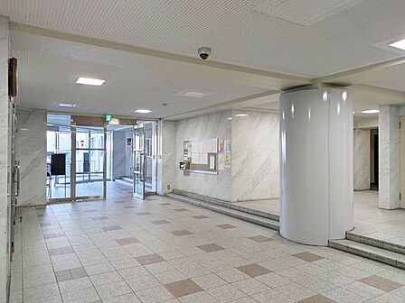 エリアの特性や周辺環境についての情報提供も行っています。物件だけでなく、地域の暮らしやすさも含めてご確認いただけます