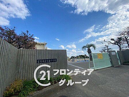 宝塚市立安倉中学校 徒歩17分。 1350m