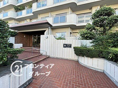 住宅購入の流れや必要な手続きについて、順を追ってご説明しています。はじめての方でも安心してご相談いただける環境を整えています