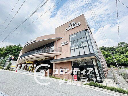 阪急オアシス甲陽園店 徒歩7分。 490m