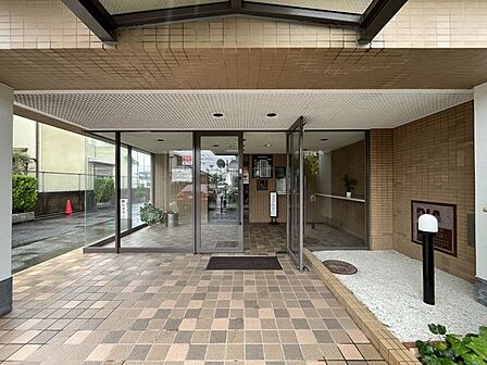 住宅購入の流れや必要な手続きについて、順を追ってご説明しています。はじめての方でも安心してご相談いただける環境を整えています