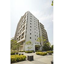 東京都品川区東品川3丁目11-5（賃貸マンション2LDK・8階・67.60㎡） その1