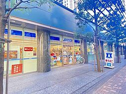 ローソン品川大井町一丁目店 144m