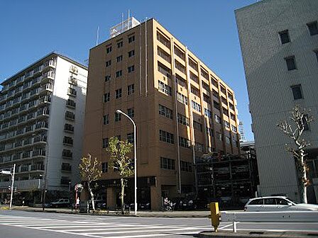警察署、交番「目黒警察署まで1574m」