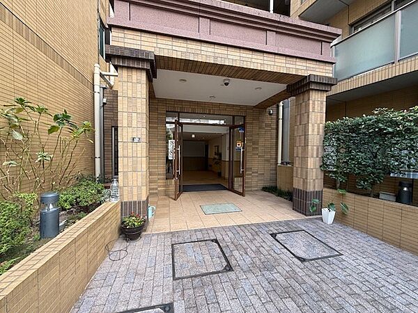 エントランスを拡大表示