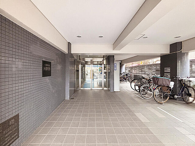 エントランス ベルコート東高円寺 1階/-