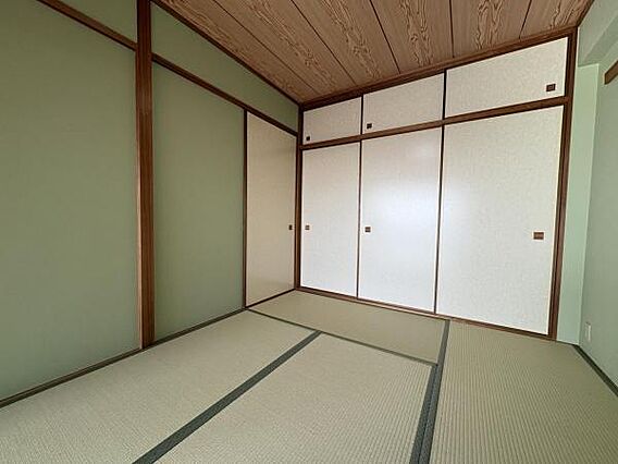 6帖和室、畳表...
