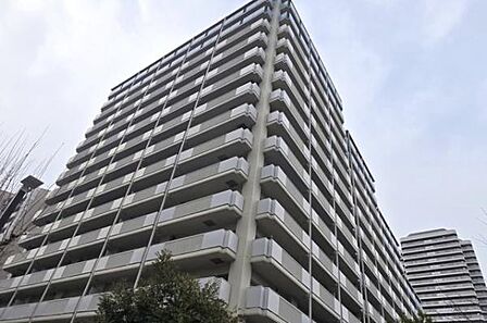 1990年3月建築 SRC造15階建 総戸数133戸
