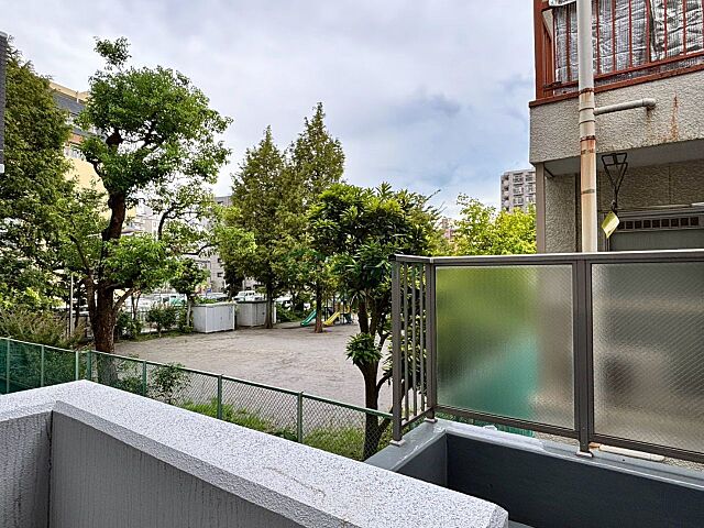バルコニー