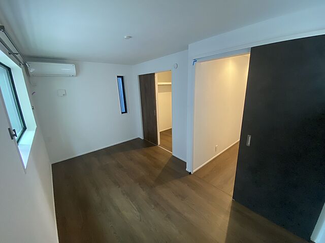 寝室 北区岩淵町