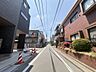 外観：前面道路の写真