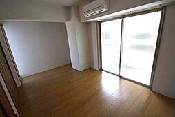 ヴィラナリー放出 3階1Kのリビング/ダイニング