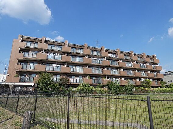 建物外観を気に...