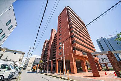 外観:シテヌーブ阿波座の外観(北西側から) 外観:シテヌーブ阿波座の外観(北西側から)