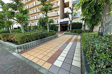 エントランスアプローチ