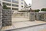 周辺：東中学校[公立]の外観